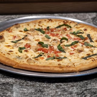 Chicken Alfredo Pizza